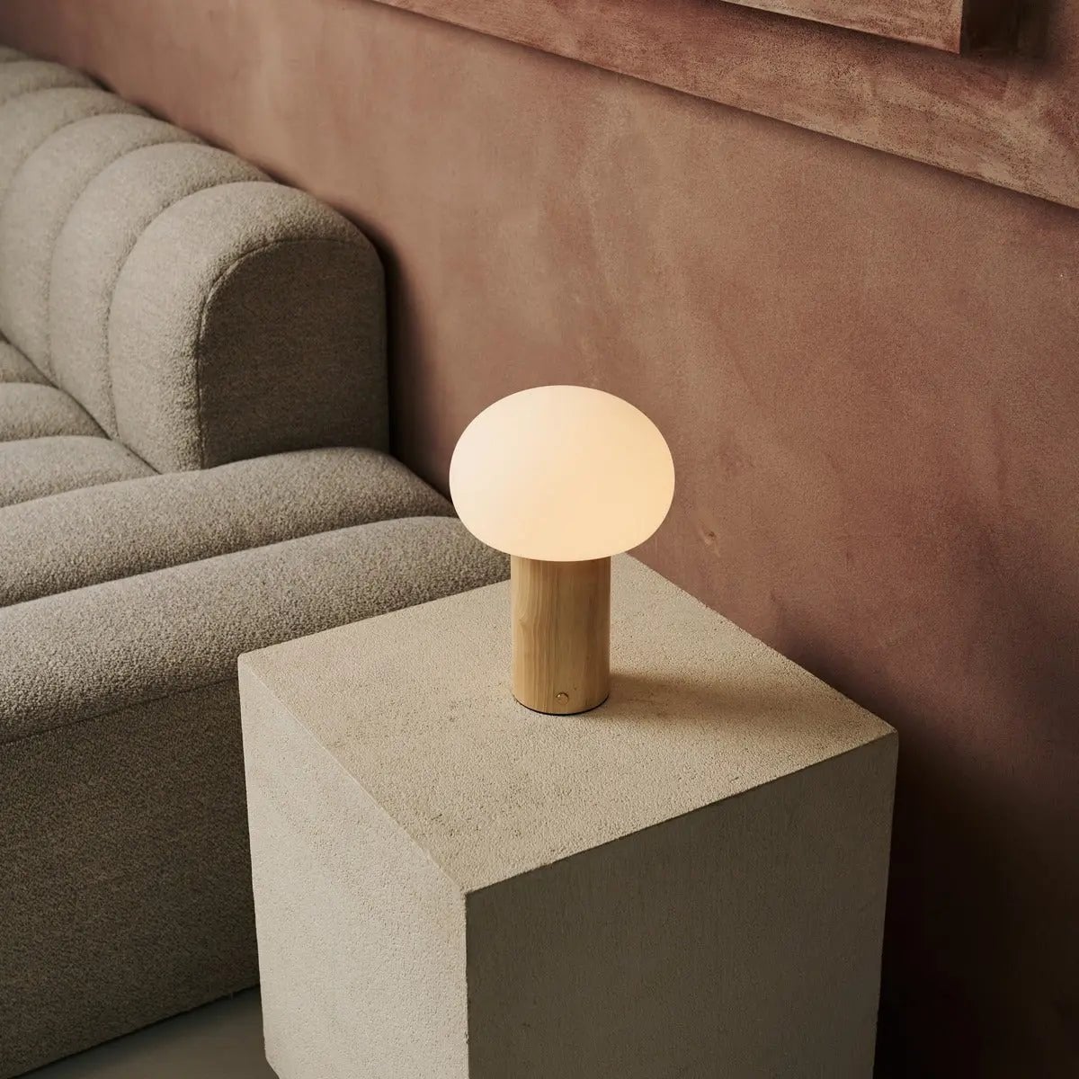 Draadloze & Dimbare Tafellamp (IP44) - LumiNordic