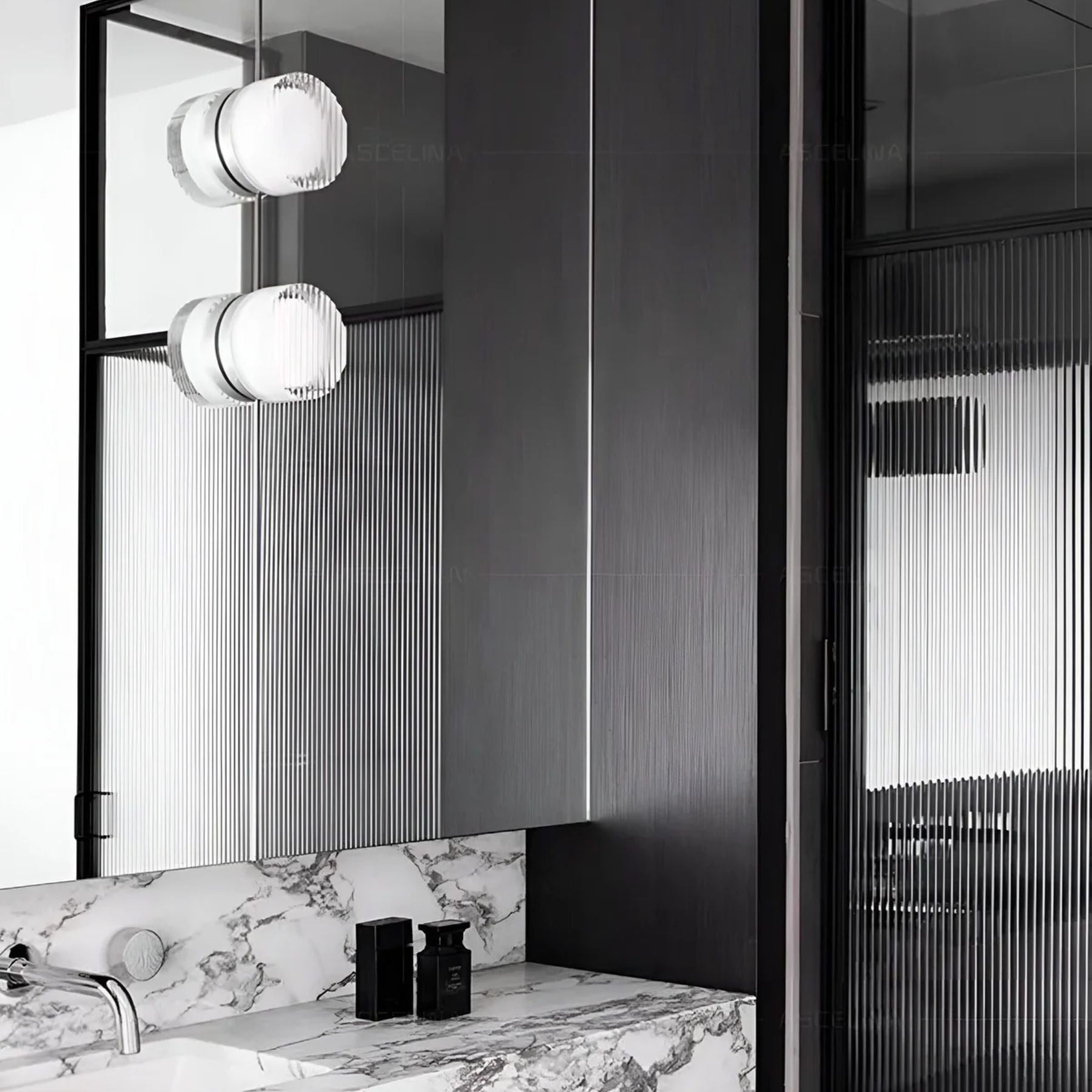 Wandlamp met Warm Amber Licht - Ambrelo Aura