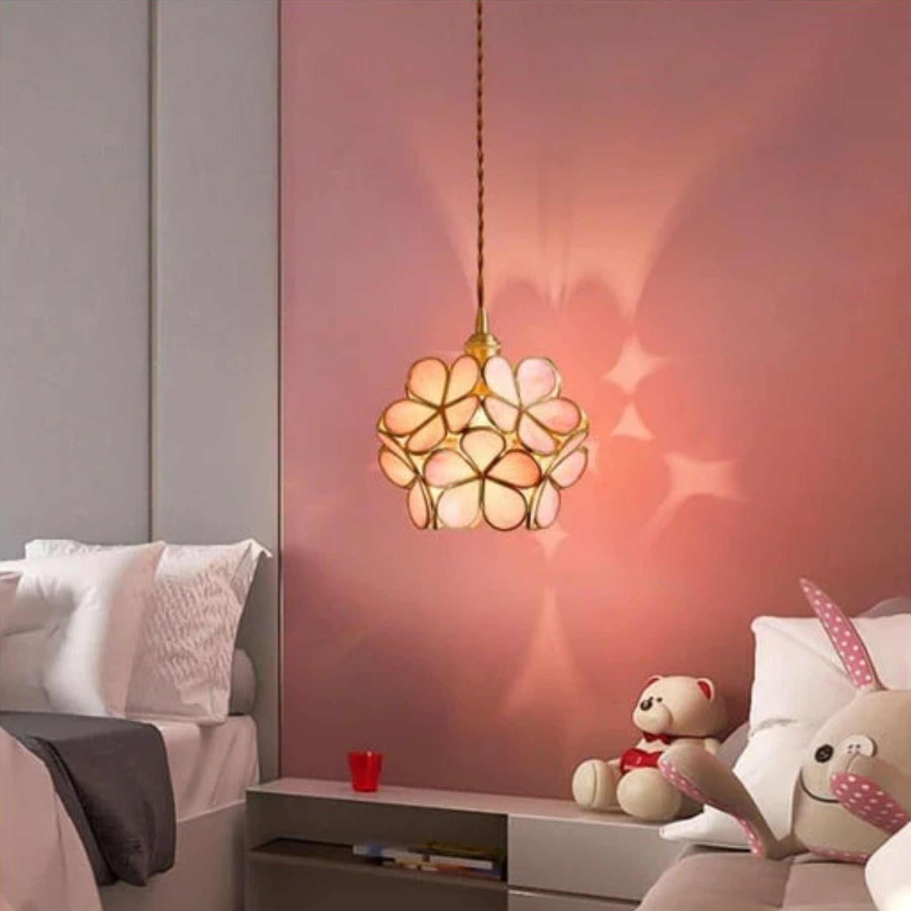 Glazen Hanglamp met Bloemvorm & Messing Frame - Florévia Bloom