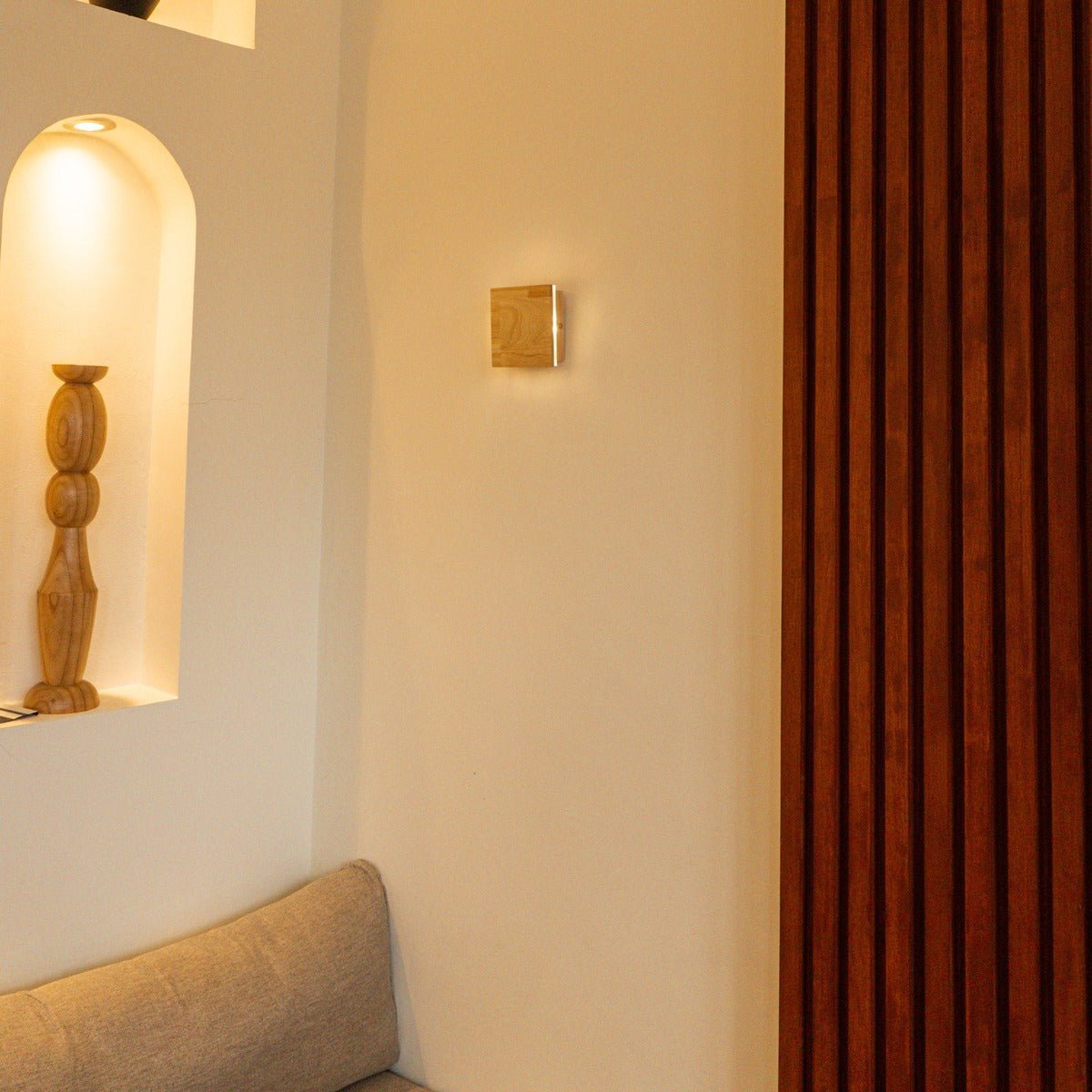 Draadloze & Dimbare Houten Wandlamp (IP44) - LumaLane