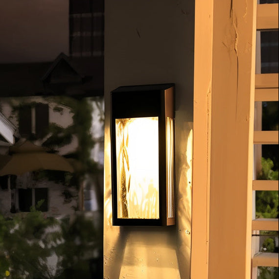 Solar LED Wandlamp (IP54) - LumiGlow