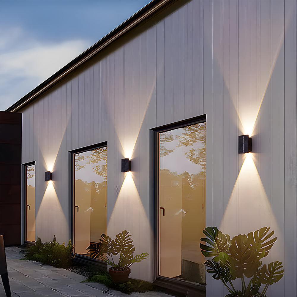 Solar & Weerbestendige Buitenwandlamp - Brillora