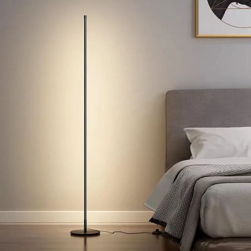 Dimbare vloerlamp – LumiSerene