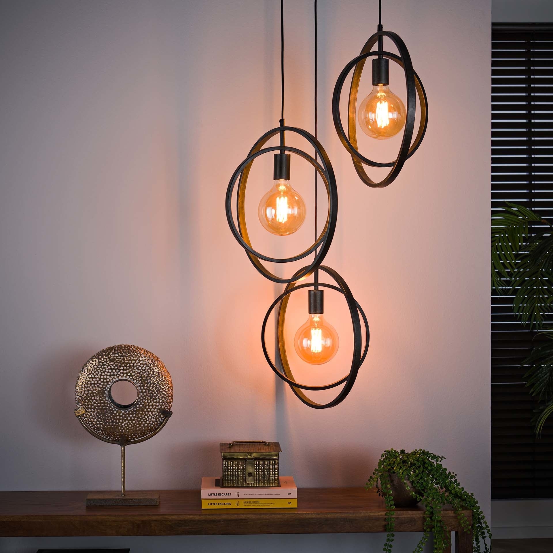 Industrial Otan 3-light Round Metal Pendant Lamp